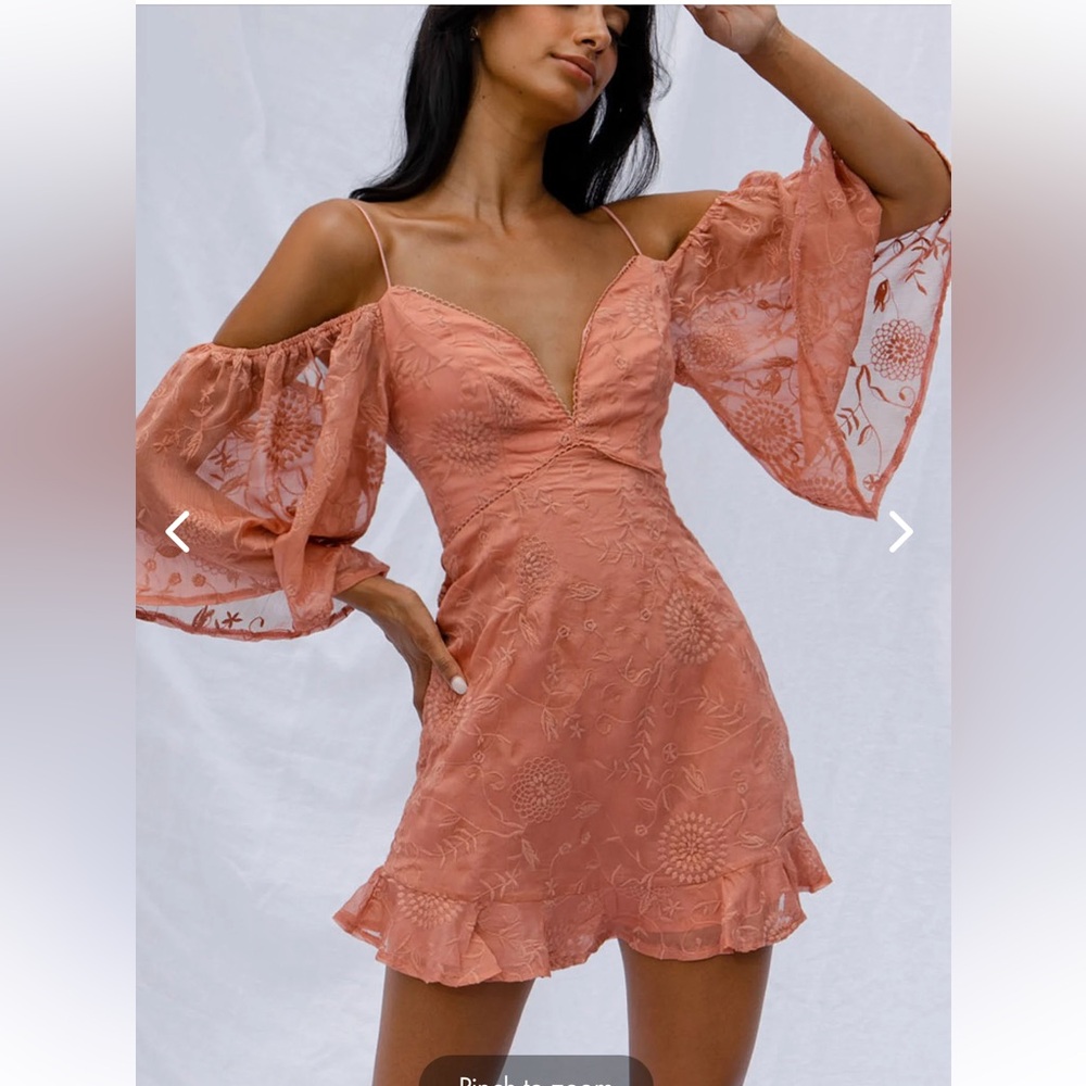 Selfie Leslie peach colored off shoulder dress